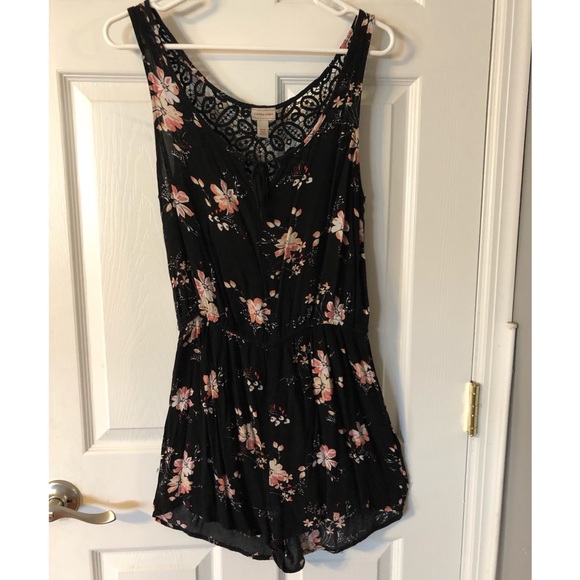 Floral Romper - Picture 1 of 1